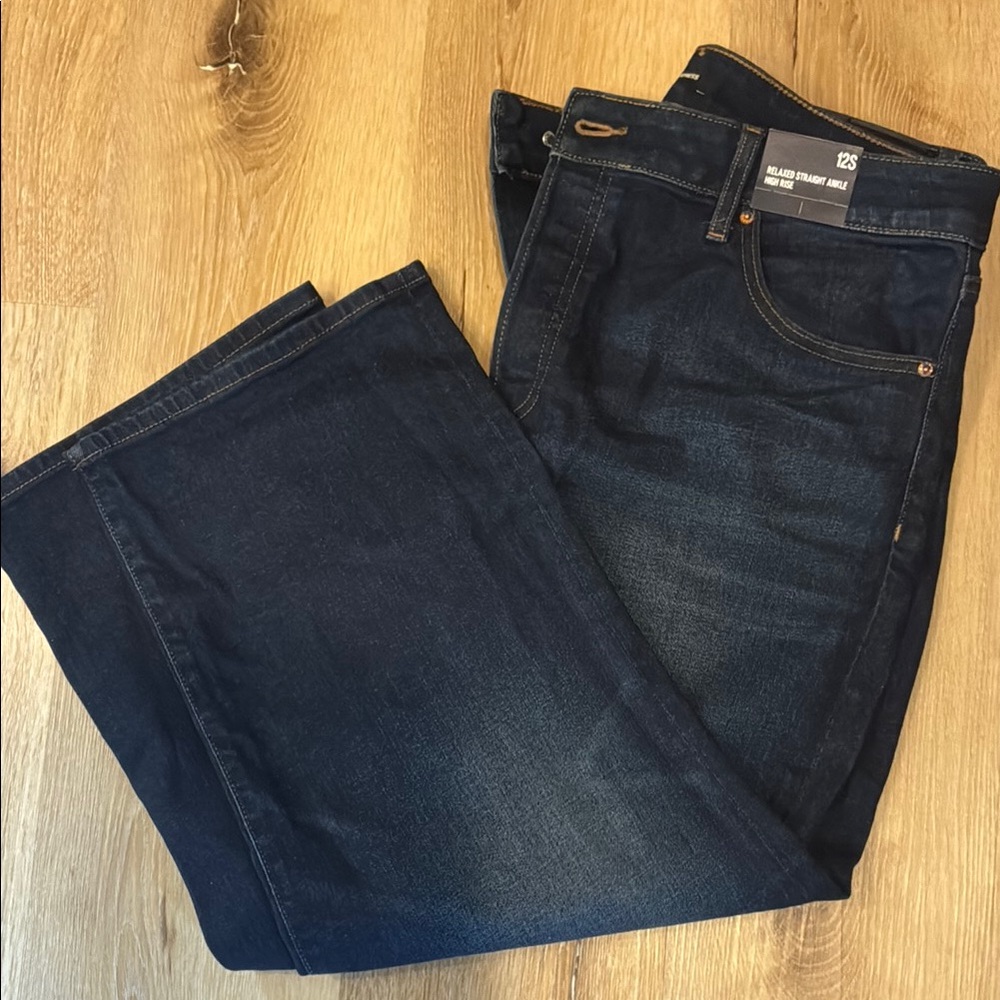 Express short 12 stretch relaxed ankle Blue Straight Jeans Subtle Fading ☀️